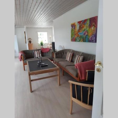 Skont Hus, Med 8 Sovepladser Saeby  Exterior photo